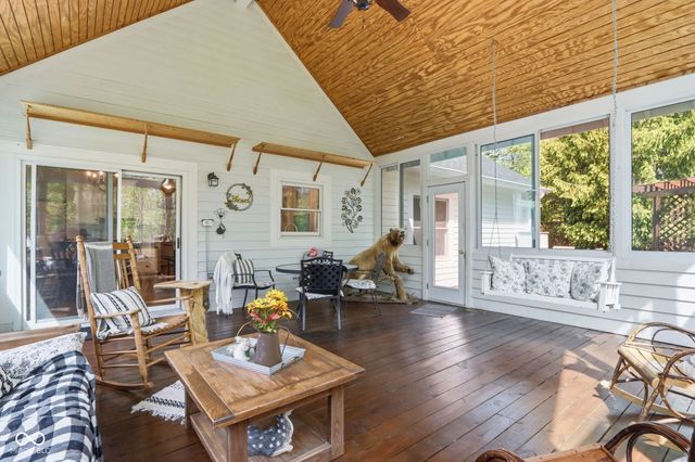 8839 Summer Estate Drive, Indianapolis, IN 46256
