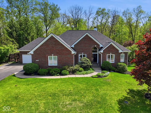 8839 Summer Estate Drive, Indianapolis, IN 46256
