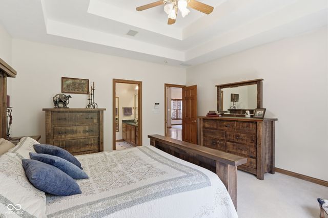 8839 Summer Estate Drive, Indianapolis, IN 46256