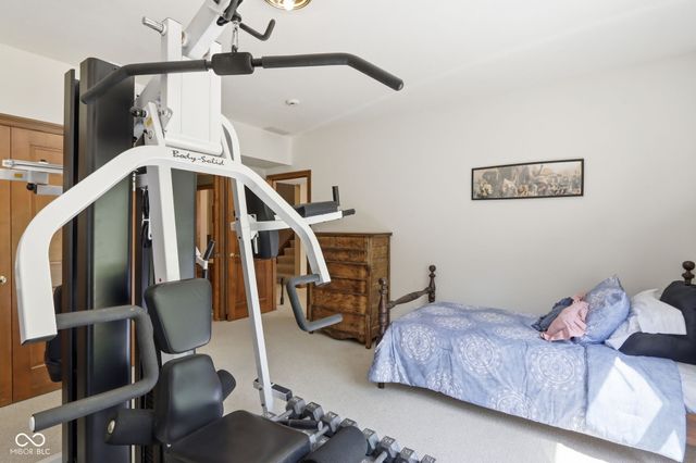 8839 Summer Estate Drive, Indianapolis, IN 46256