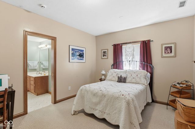 8839 Summer Estate Drive, Indianapolis, IN 46256