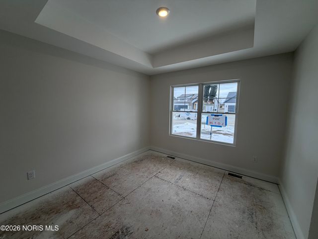 5029 Easton Drive, Oregon, OH 43616