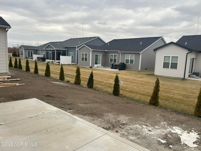 5029 Easton Drive, Oregon, OH 43616