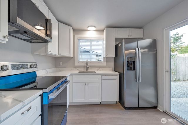 7213 E E Street, Tacoma, WA 98404