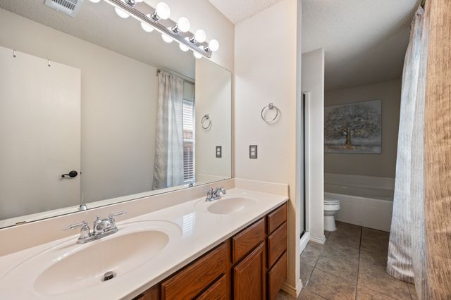 4848 Trail Hollow Drive, Fort Worth, TX 76244