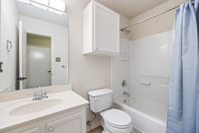 4848 Trail Hollow Drive, Fort Worth, TX 76244