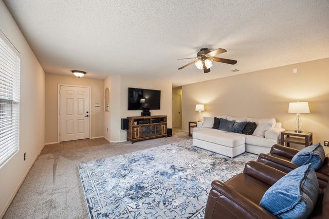 4848 Trail Hollow Drive, Fort Worth, TX 76244