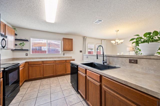 4848 Trail Hollow Drive, Fort Worth, TX 76244