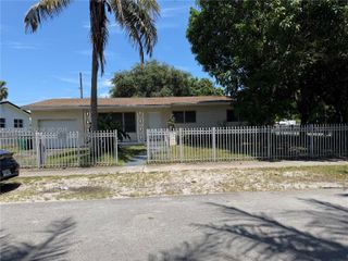 17805 NE 7th Court, Miami, FL 33162