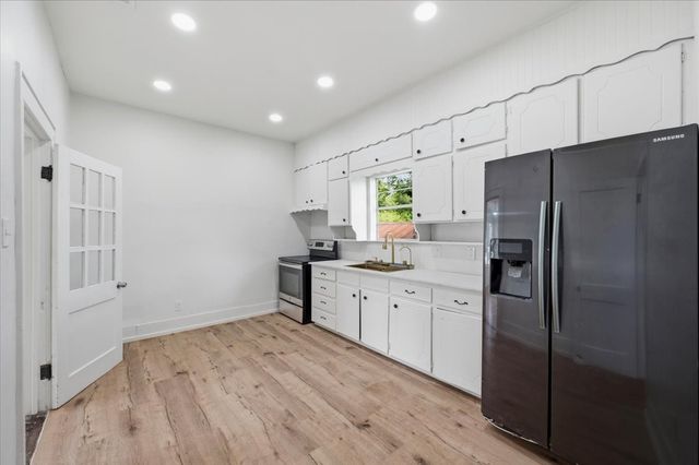 244 Dunlap Street, Waxahachie, TX 75165