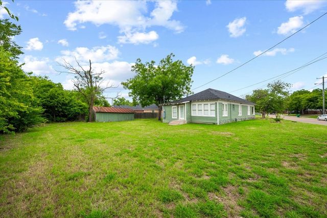 244 Dunlap Street, Waxahachie, TX 75165