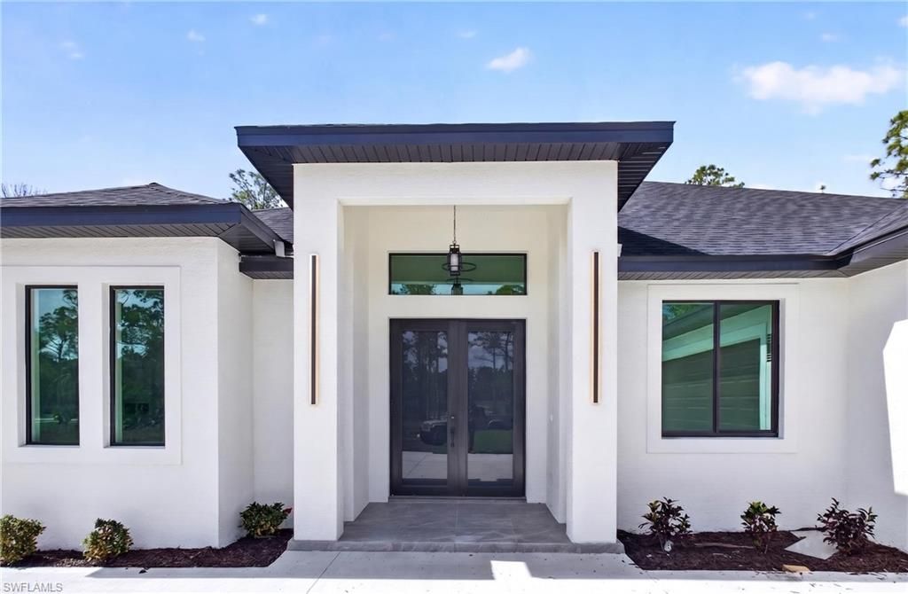 4232 31st AVE NE, NAPLES, FL 34120 — photo 2