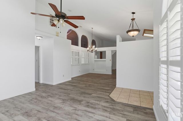 10008 Cheyenne Drive, Bakersfield, CA 93312