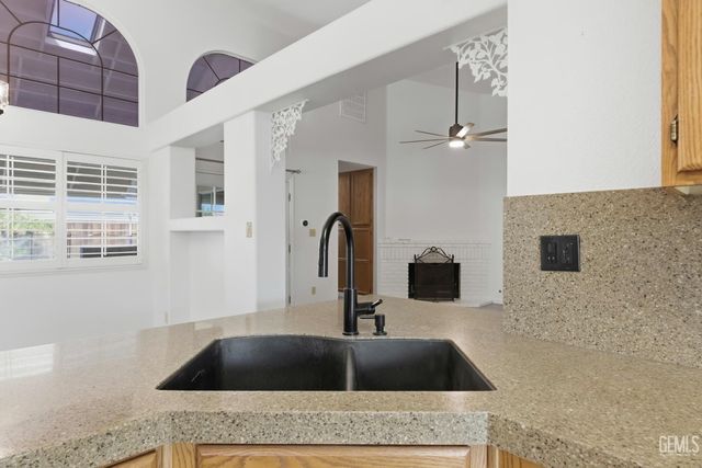 10008 Cheyenne Drive, Bakersfield, CA 93312