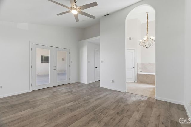 10008 Cheyenne Drive, Bakersfield, CA 93312