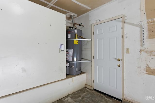 10008 Cheyenne Drive, Bakersfield, CA 93312