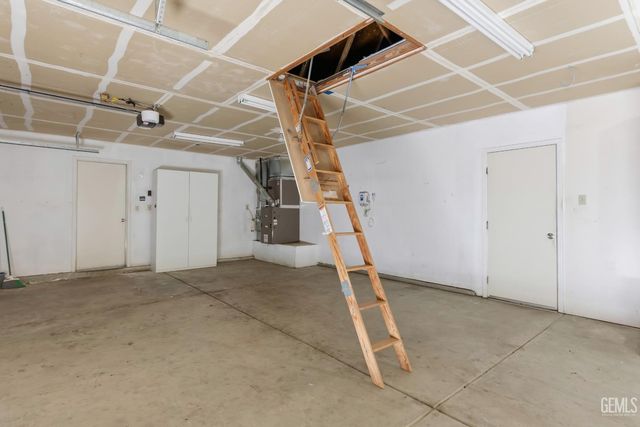 10008 Cheyenne Drive, Bakersfield, CA 93312