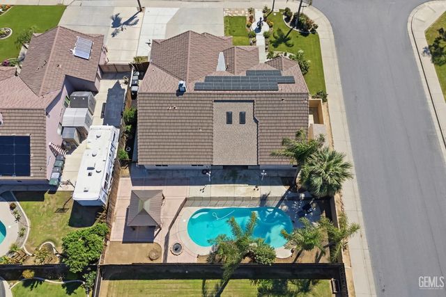 10008 Cheyenne Drive, Bakersfield, CA 93312