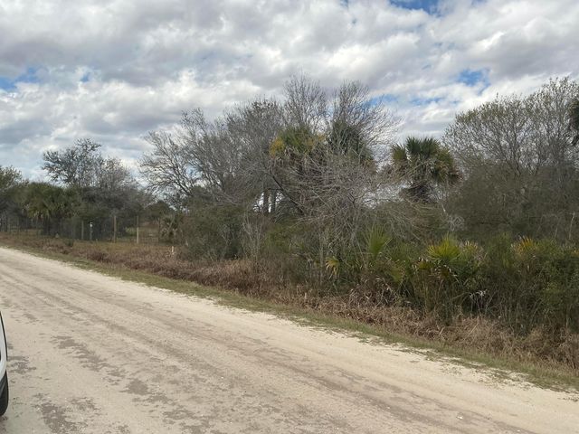 20639 NW 300th Street, Okeechobee, FL 34972