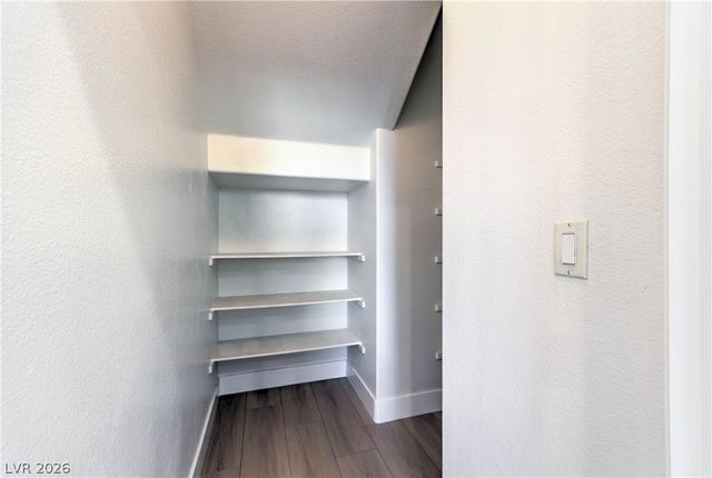 620 Bianca Bay Street, Las Vegas, NV 89144