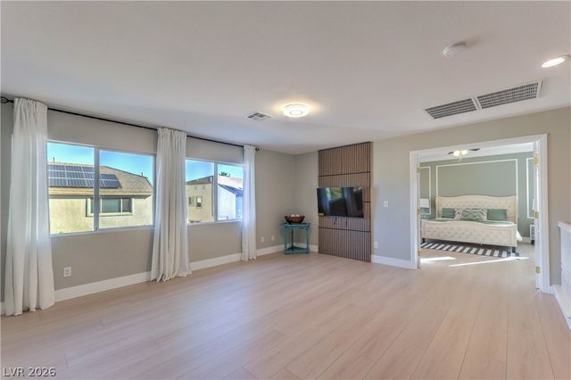 620 Bianca Bay Street, Las Vegas, NV 89144