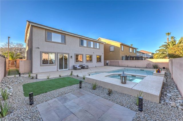 620 Bianca Bay Street, Las Vegas, NV 89144