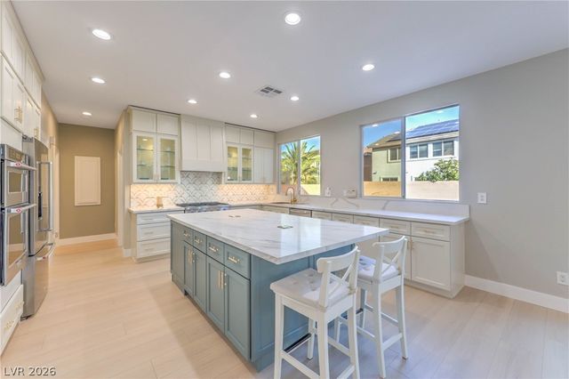 620 Bianca Bay Street, Las Vegas, NV 89144