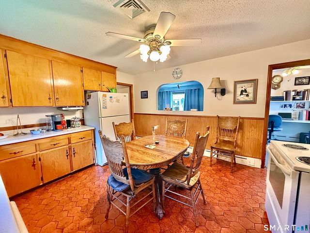 100 Decicco Road, Waterbury, CT 06705