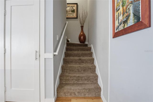 16302 NEWBURY PALMS COURT, Tampa, FL 33647