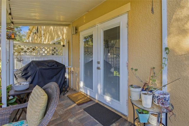 16302 NEWBURY PALMS COURT, Tampa, FL 33647