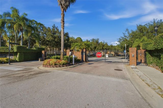 16302 NEWBURY PALMS COURT, Tampa, FL 33647