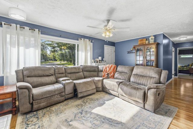 5420 Crescent Drive, Hilliard, OH 43026