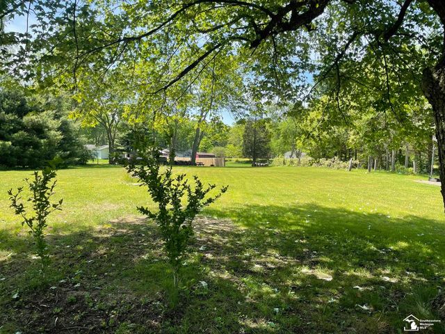 6719 Summerfield Road, Bedford Twp, MI 48182