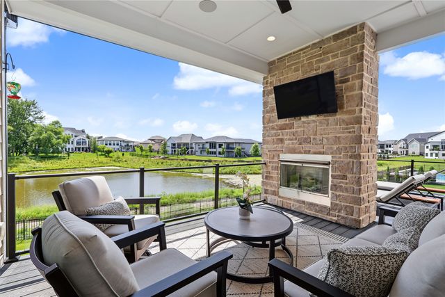 3653 NW 177th Court, Clive, IA 50325