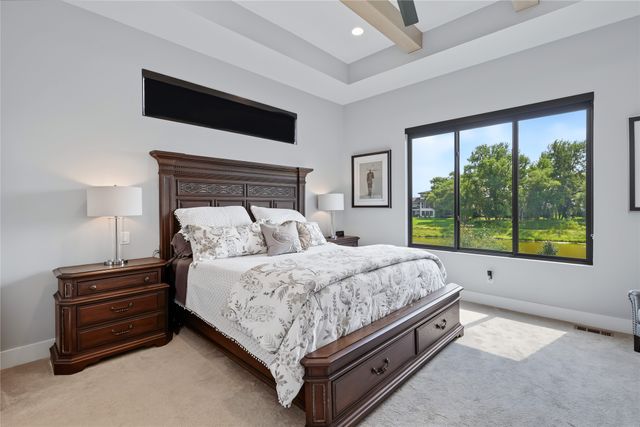 3653 NW 177th Court, Clive, IA 50325