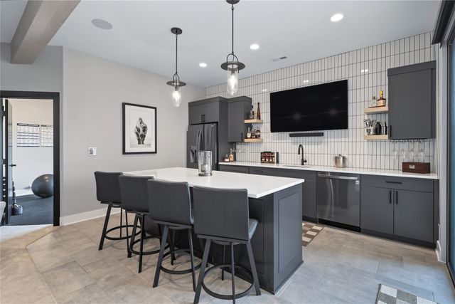 3653 NW 177th Court, Clive, IA 50325