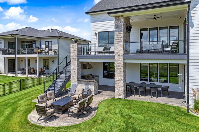 3653 NW 177th Court, Clive, IA 50325