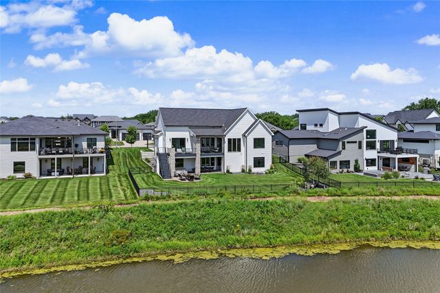3653 NW 177th Court, Clive, IA 50325