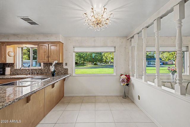 1001 W KALER Drive, Phoenix, AZ 85021