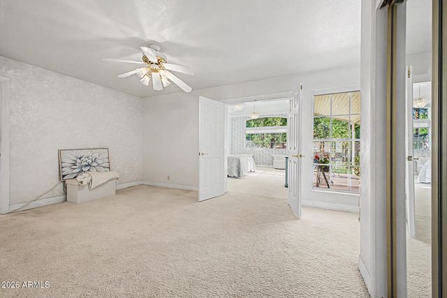 1001 W KALER Drive, Phoenix, AZ 85021