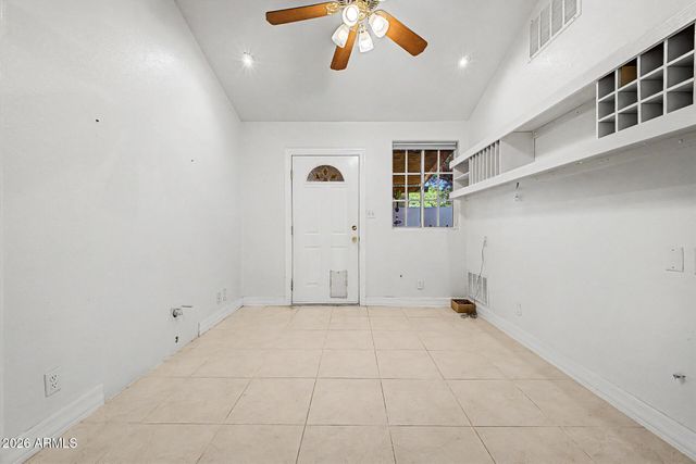 1001 W KALER Drive, Phoenix, AZ 85021