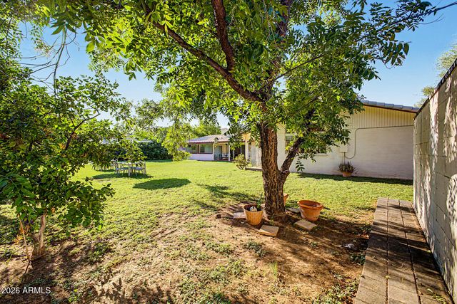 1001 W KALER Drive, Phoenix, AZ 85021