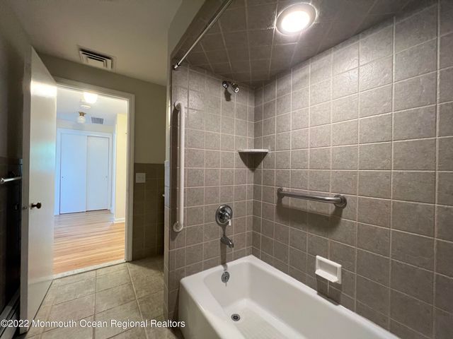 722 Grassmere Avenue, Interlaken, NJ 07712