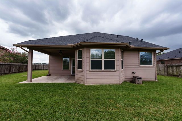2126 Antler Trails Drive, Crosby, TX 77532