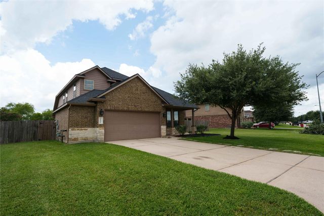 2126 Antler Trails Drive, Crosby, TX 77532