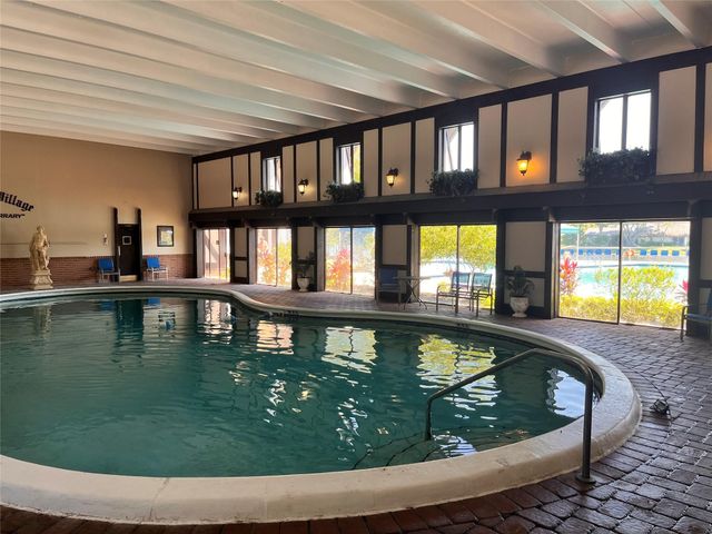 3670 N Inverrary Drive 1F, Lauderhill, FL 33319