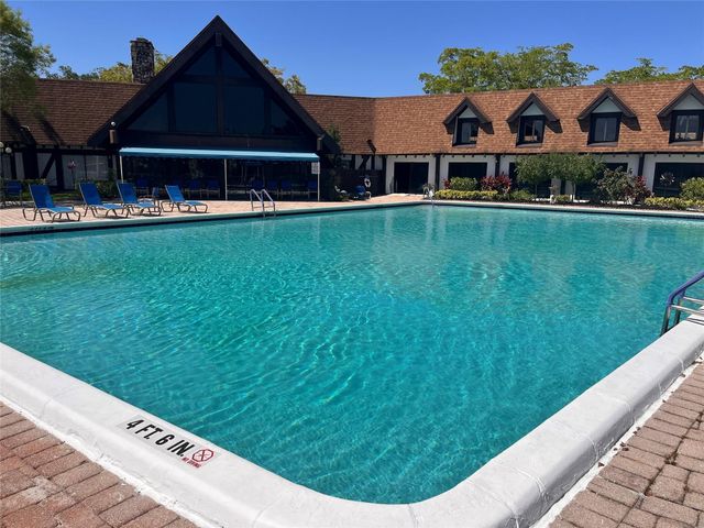 3670 N Inverrary Drive 1F, Lauderhill, FL 33319