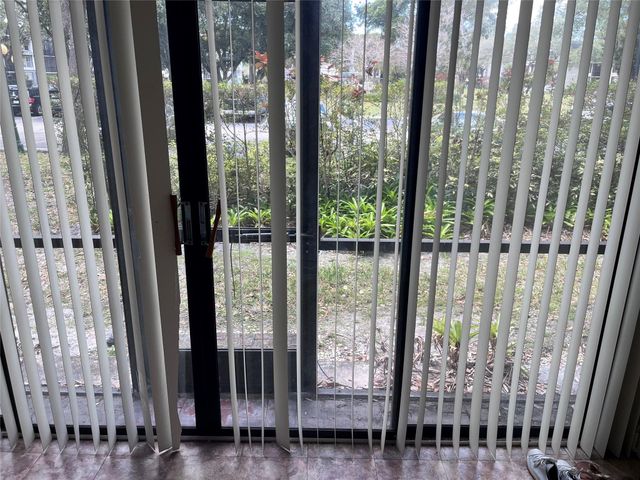 3670 N Inverrary Drive 1F, Lauderhill, FL 33319