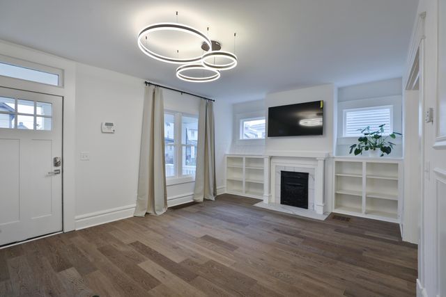 2362 Indiana Avenue, Columbus, OH 43202