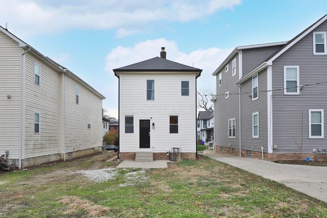 2362 Indiana Avenue, Columbus, OH 43202